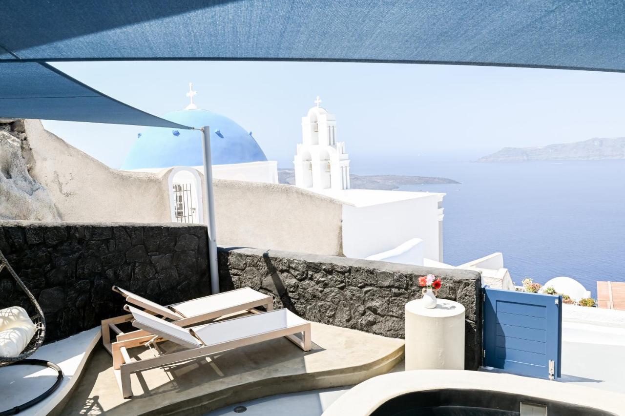 Three Bells Suites Firostefani Exteriör bild
