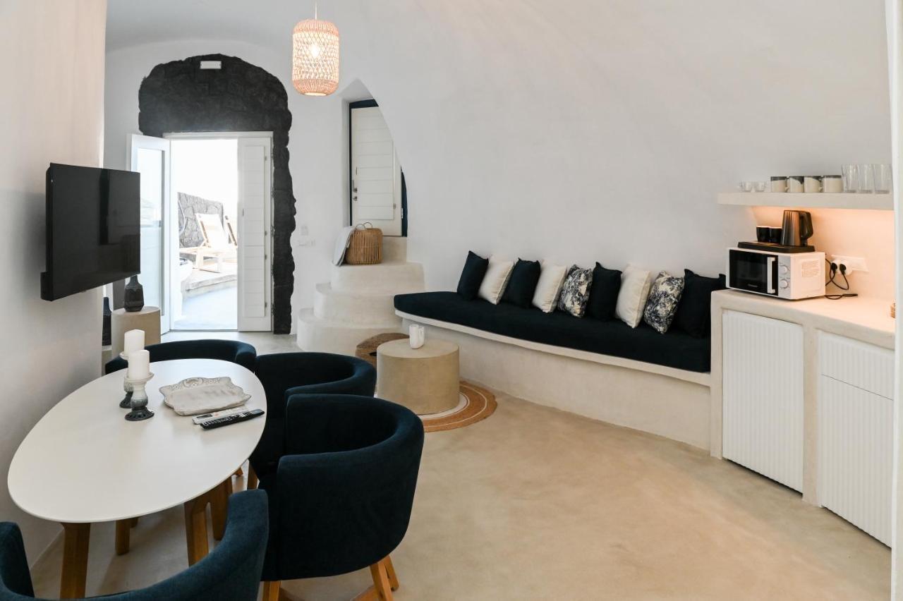 Three Bells Suites Firostefani Exteriör bild